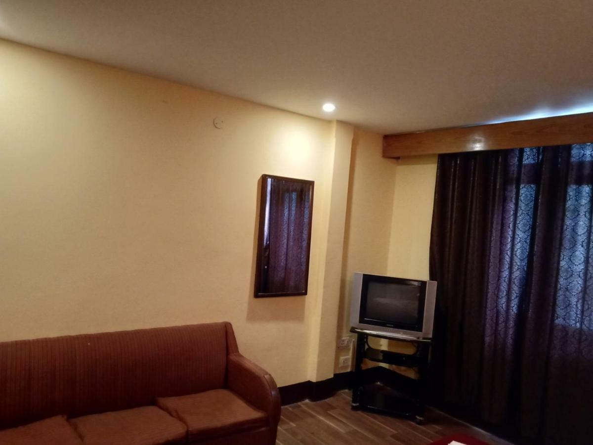 Hotel Anola Ґанґток Екстер'єр фото